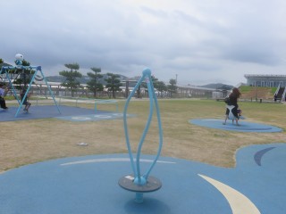 ~W}@H